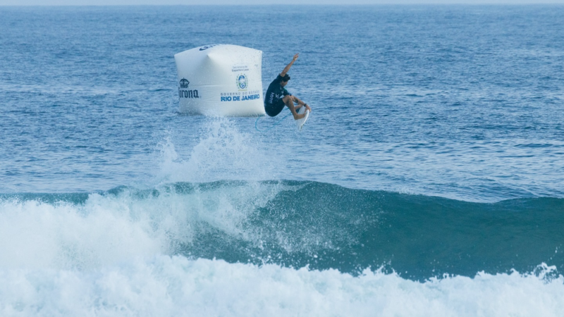 ‘Maracanã do surfe’: Saquarema recebe circuito mundial da WSL e aquece economia da cidade