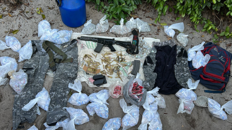 Polícia Civil prende um dos criminosos mais violentos da Região dos Lagos e apreende fuzil e drogas