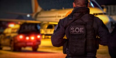 Governo do Rio transfere lideranças de facção criminosa para presídio federal no Paraná