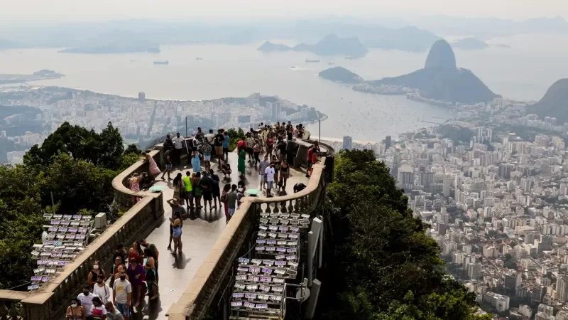 Turismo no Rio dispara: setor cresce 22% e projeta recorde de 2 milhões de estrangeiros em 2025