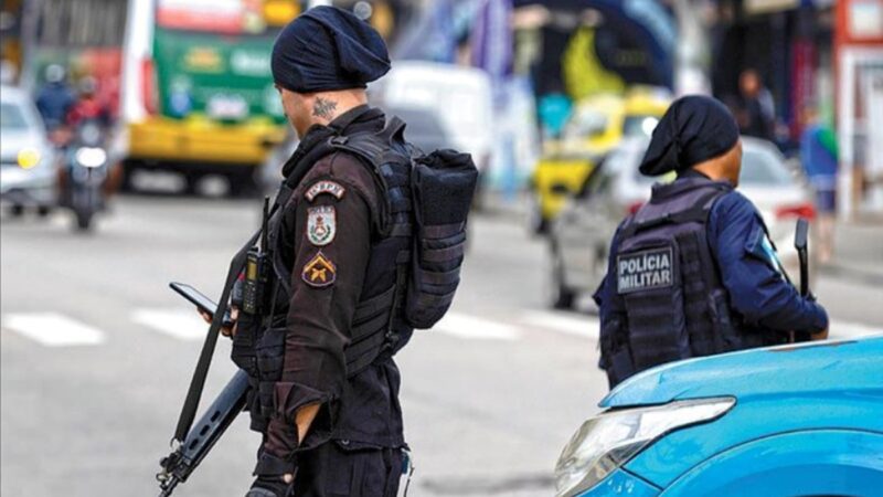 Estudo da PM do Rio mostra que mais da metade dos presos com fuzis entre 2020 e 2023 já tinha retornado às ruas este ano