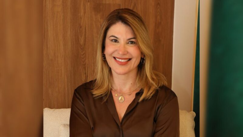 TCE aprova contas de 2023 de Saquarema com superávit bilionário e elogios à gestão Manoela Peres