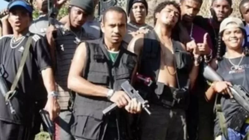 Governo Milei anuncia forca-tarefa contra o PCC na Argentina