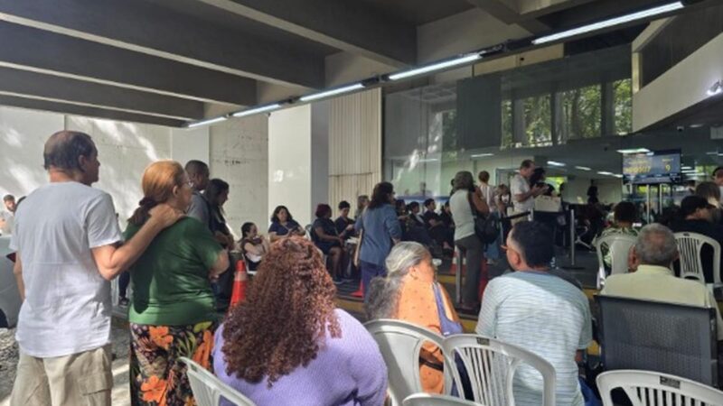 Cartão Jaé estreia com filas de até 1h30 e falhas em integração e recarga