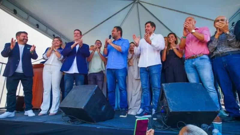 Cláudio Castro e Léo Vieira entregam Maternidade Municipal em Meriti