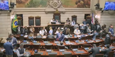 Retorno demolidor: Câmara ‘volta’ derrubando 12 vetos de Eduardo Paes