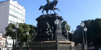 Praça Tiradentes será ocupada por dois grandes eventos culturais no fim de agosto