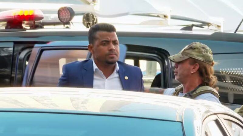 TH Joias buscou R$ 9 milhões no Alemão para tocar por dólares para o tráfico e movimentou R$ 13 milhões com a mulher, diz PF