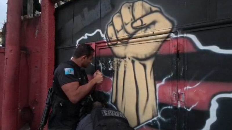 Operação contra torcidas organizadas no Rio mira suspeitos de roubos e homicídios