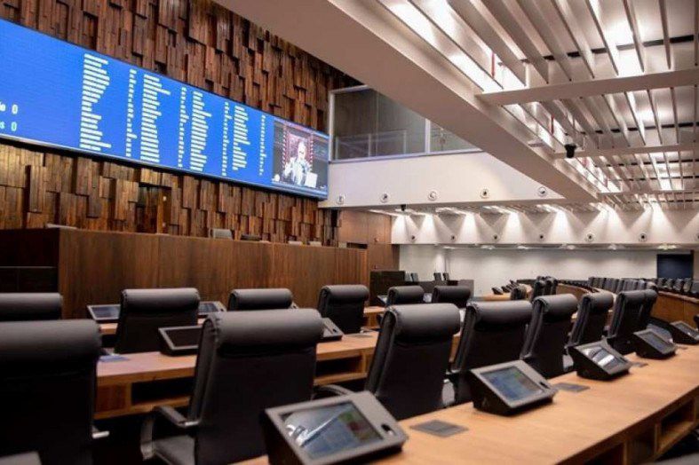 Pacotão de Castro: mudanças nos cargos da Polícia Civil e convocação dos reformados da PM devem ser votados na semana que vem