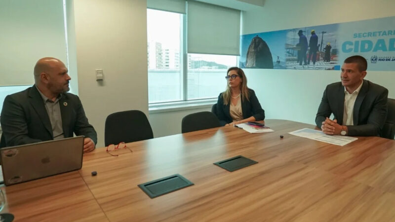 Secretaria das Cidades recebe colombiano especialista em resiliência urbana