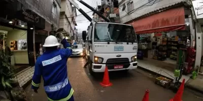 Classe média na mira: Prefeitura do Rio avança com projeto que dobra a conta de luz dos cariocas