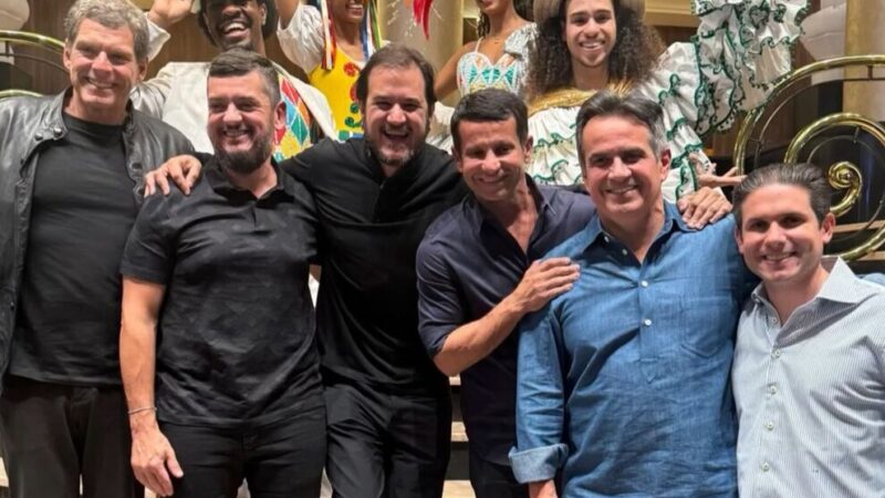 Centrão reúne lideranças em noite de samba e articulações em Copacabana