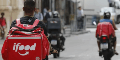 Projeto na Alerj propõe taxa de R$ 10 para entregas na porta dos apartamentos