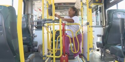 Ônibus adaptado para pessoas com nanismo  começa a ser testado no estado do Rio