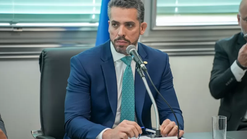 Aldeia Maracanã e apartamentos da Uerj são incluídos na lista de leilão do governo pela CCJ da Alerj