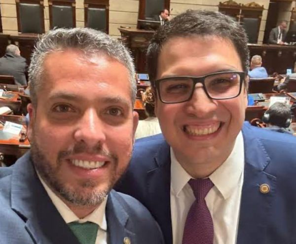 Irmãos Amorim apresentam projetos para celebrar o ‘Dia da Neutralização de Criminosos’