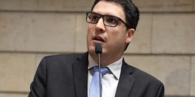 Cobrança de tarifa para transferência de jazigos em cemitérios municipais é mantida pela Câmara do Rio