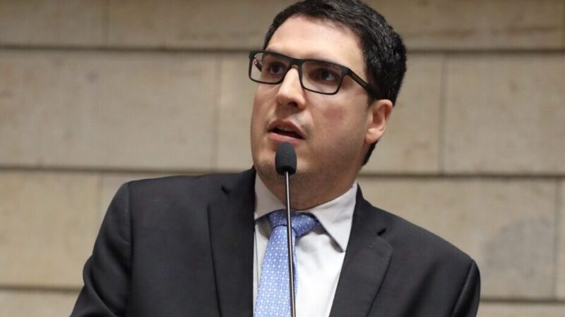 Cobrança de tarifa para transferência de jazigos em cemitérios municipais é mantida pela Câmara do Rio