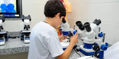 Faetec inaugura primeira unidade do projeto Intramuros na Zona Oeste