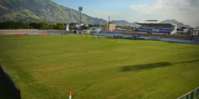 Câmara derruba veto de Paes e tomba o Estádio Moça Bonita, sede do Bangu