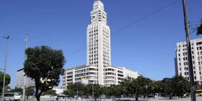 Seap devolve o prédio da Central do Brasil à Casa Civil; e o edifício art déco, tombado e histórico, fica praticamente vazio