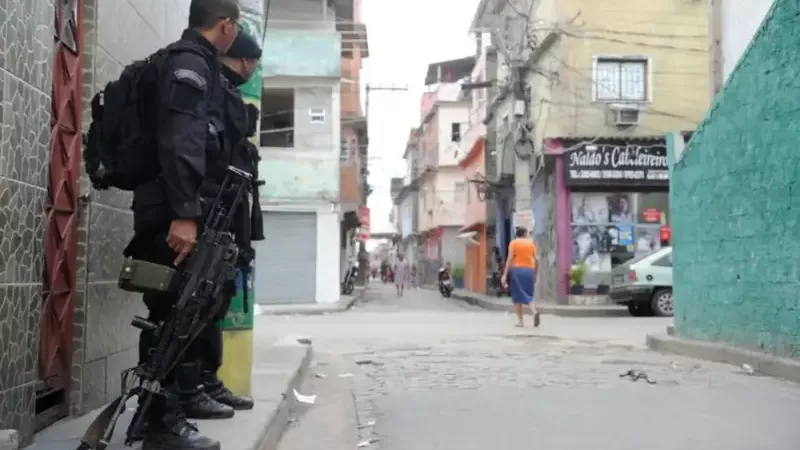 Governo do Rio apresenta ao STF plano ousado para retomada de territórios dominados pelo crime