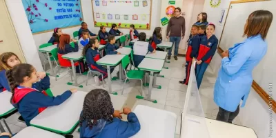 Educação de Teresópolis abre Ano Letivo de 2026 com temática pedagógica e encontro de gestores