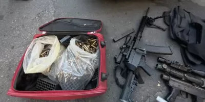 Fuzil, granadas e coletes: operação mira esquema do Comando Vermelho entre o Chapadão e Teresópolis