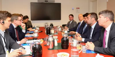 Governo do Rio fecha cooperação com a Dinamarca para acelerar eólica offshore e transição energética