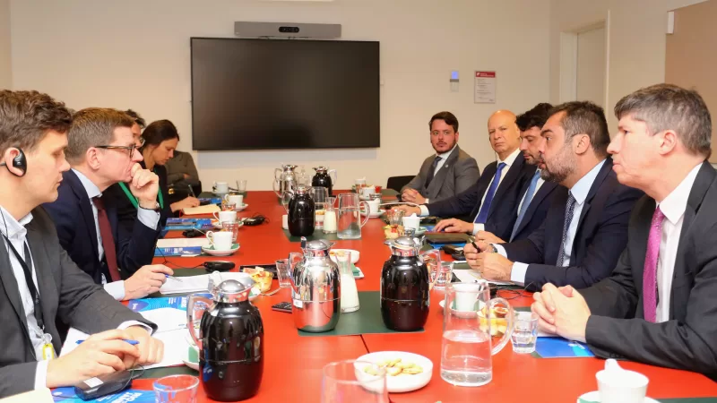 Governo do Rio fecha cooperação com a Dinamarca para acelerar eólica offshore e transição energética