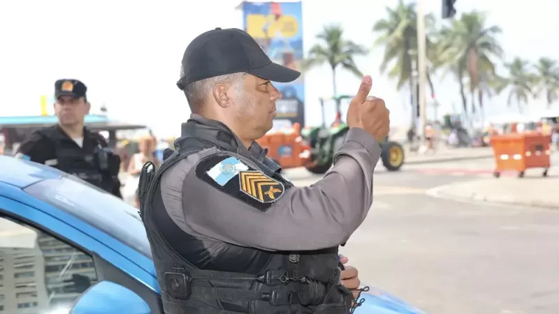Turistas e moradores do Rio destacam esquema de segurança do Governo do Estado como ponto alto do Réveillon 2026