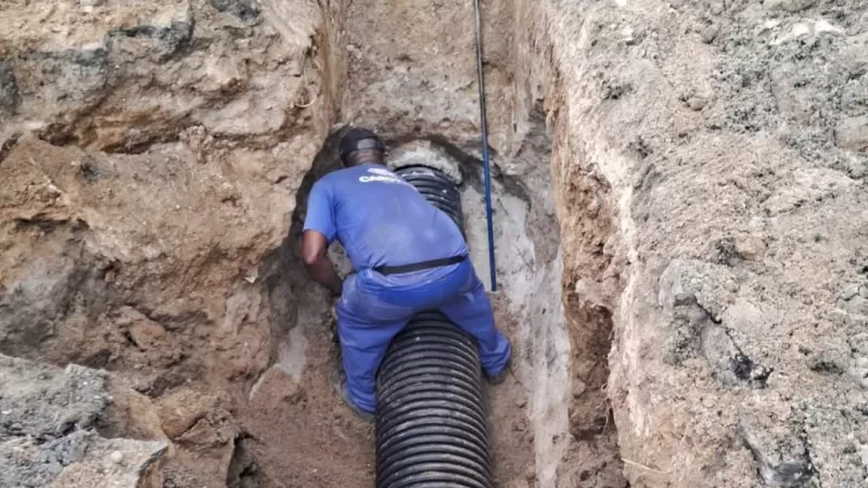 Cabo Frio investe em nova tubulação para evitar alagamentos no Jardim Caiçara