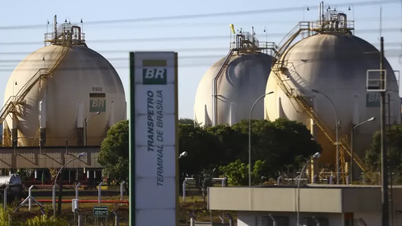 Polícia Civil desarticula quadrilha interestadual que furtava petróleo de oleodutos da Transpetro