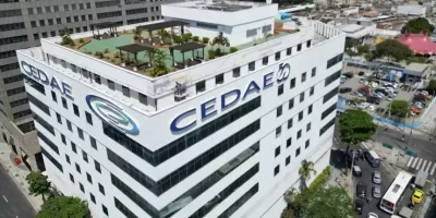 Justiça impede aumento na conta de água e obriga Cedae a manter desconto de 24% para a Águas do Rio