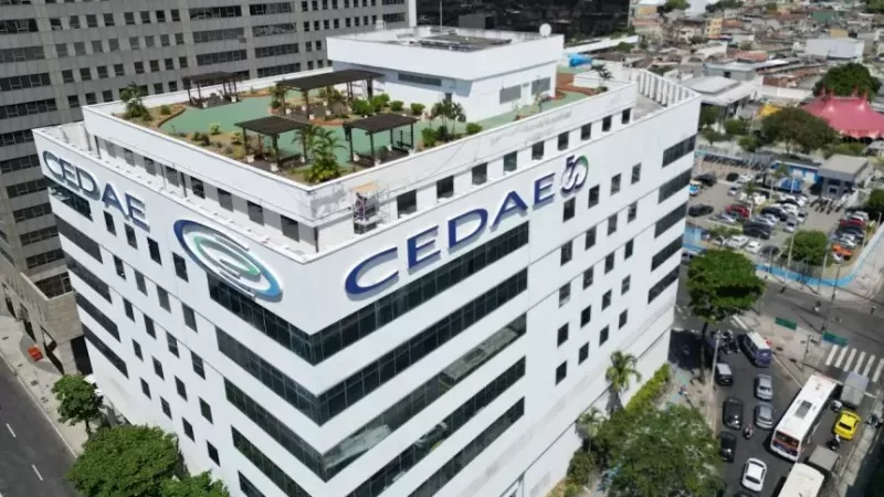 Justiça impede aumento na conta de água e obriga Cedae a manter desconto de 24% para a Águas do Rio