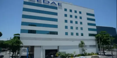 Conta de água no RJ pode subir 18% após recuo da Cedae; Governo do Rio busca evitar reajuste