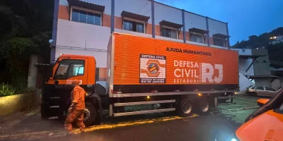 Governo do Estado envia máquinas e ajuda humanitária a municípios atingidos pelas chuvas