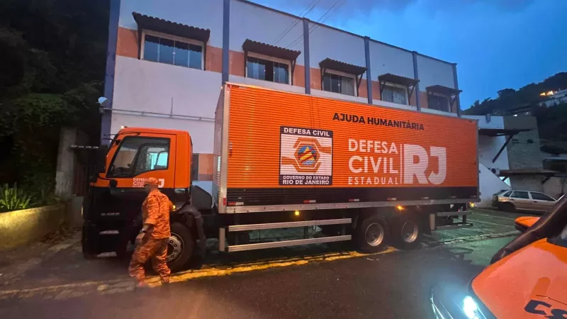 Governo do Estado envia máquinas e ajuda humanitária a municípios atingidos pelas chuvas