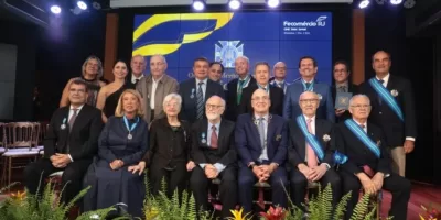 Fecomércio RJ condecora lideranças do estado com a Ordem do Mérito Comercial Estácio de Sá