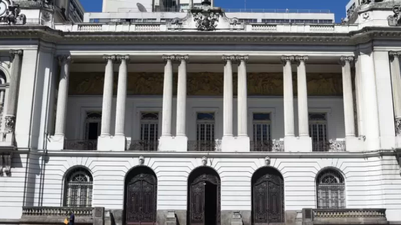 Câmara do Rio realiza reunião para debater possível revisão dos critérios de cobrança de IPTU