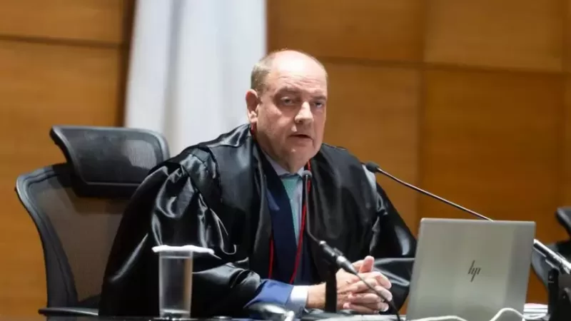 Governador interino Ricardo Couto publica suas primeiras exonerações no Diário Oficial desta terça