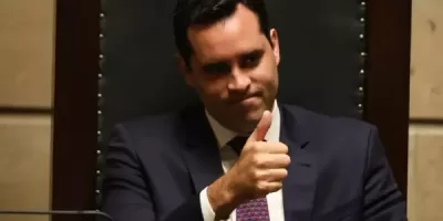 Eduardo Cavaliere troca 13 nomes no primeiro escalão da Prefeitura do Rio para as eleições