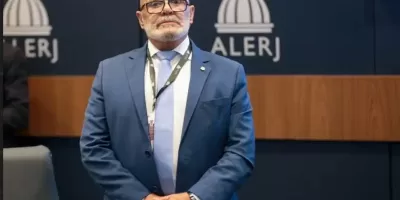 Servidor histórico da Alerj será condecorado com a Medalha Tiradentes