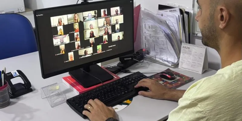 Formação em gestão escolar fortalece práticas empreendedoras na rede municipal de Cabo Frio