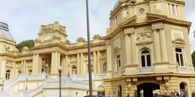 Governo do estado divulga calendário de pagamentos para 2026; primeira parcela do 13º será em junho