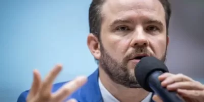 Novo ministro da Fazenda quer acabar com a declaração do Imposto de Renda