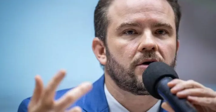 Novo ministro da Fazenda quer acabar com a declaração do Imposto de Renda