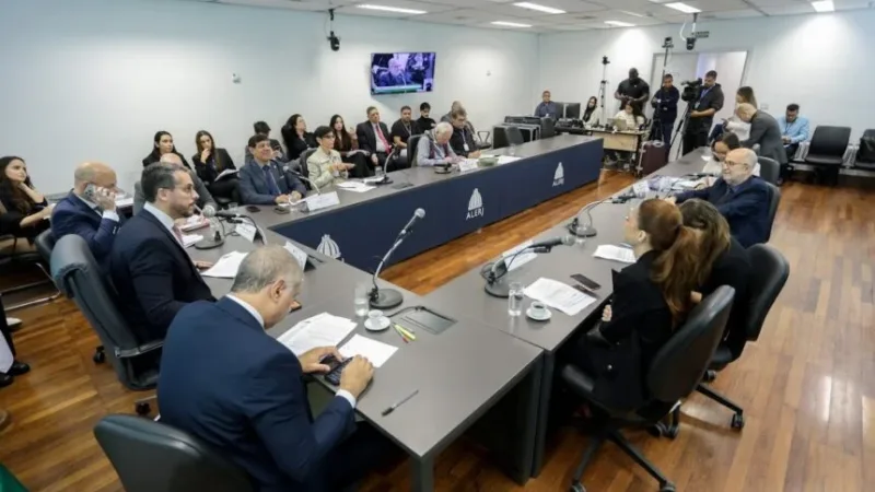 Golpe do falso advogado explode no Rio e Alerj avança com projeto para bloquear fraude