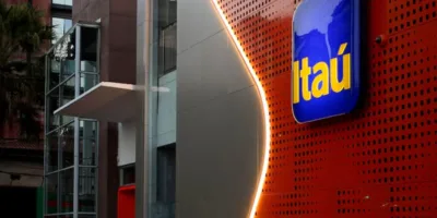 Itaú cobrou seguro sem contrato por 13 anos e terá que devolver em dobro a aposentado